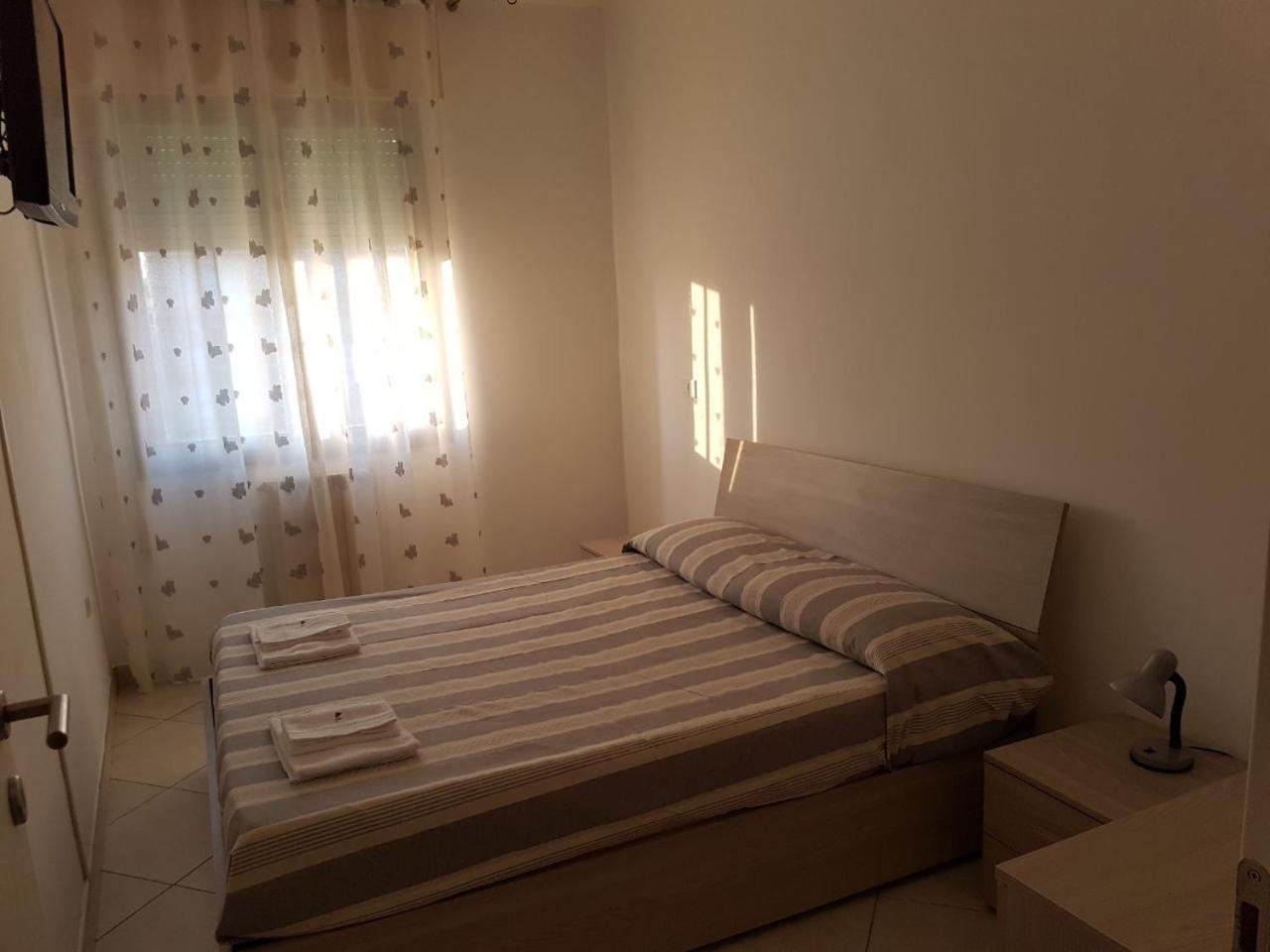 Sottomarina Beach Apartment Chioggia Exteriör bild